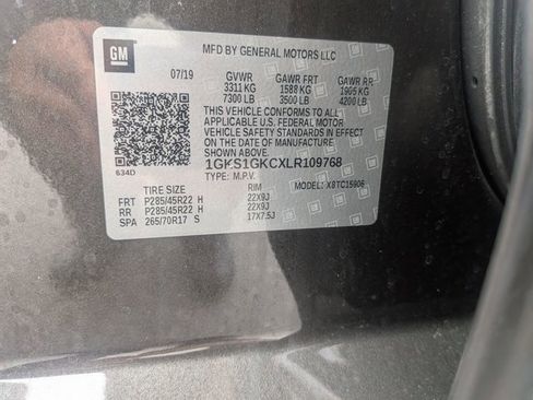 Used 2020 GMC Yukon XL SLT w/ Premium Edition image 28