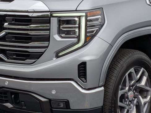 Used 2026 GMC Sierra 1500 SLT w/ SLT Premium Plus Package AWD/4WD image 9