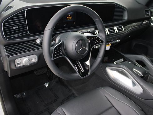 New 2026 Mercedes-Benz GLE 350 4MATIC image 4