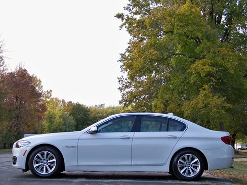 Used 2014 BMW 528i xDrive Sedan image 8