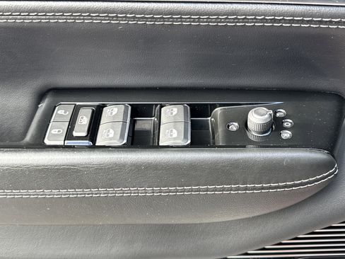 Used 2022 Jeep Grand Wagoneer Series I w/ Flexible Seating Group image 15