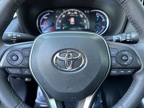 Used 2024 Toyota RAV4 XSE w/ Weather Package AWD/4WD image 24