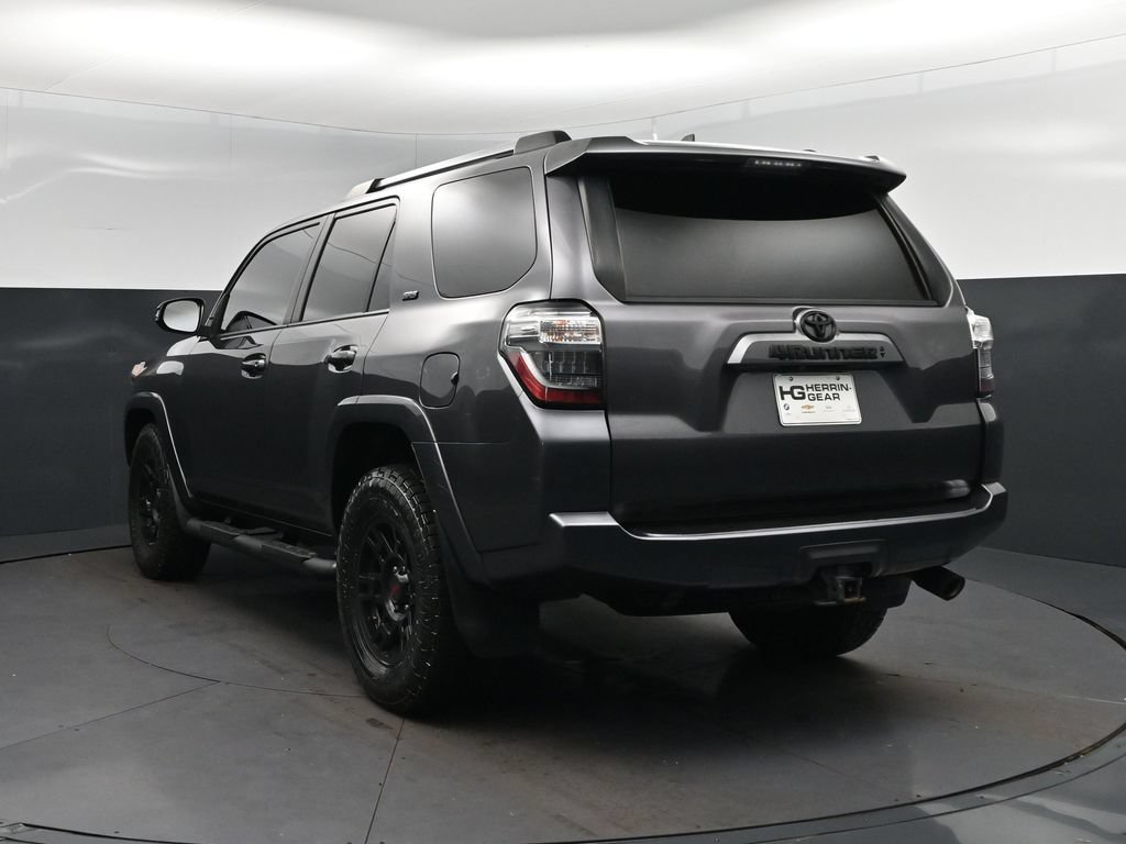 Used 2021 Toyota 4Runner SR5 Premium w/ Moonroof Package RWD image 5