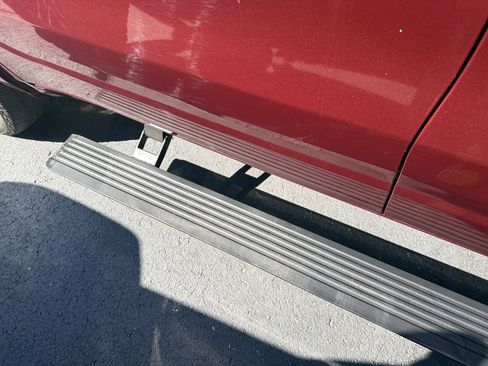 Used 2021 RAM 1500 Laramie w/ Sport Appearance Package image 17