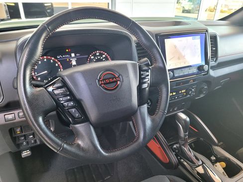 Used 2023 Nissan Frontier PRO-4X w/ Technology Package AWD/4WD image 12