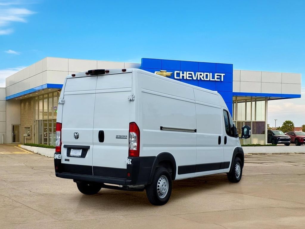 Used 2023 RAM ProMaster 2500 FWD image 7