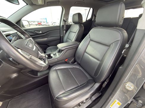 Used 2021 GMC Acadia SLT w/ Preferred Package image 9