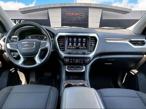 Certified 2023 GMC Acadia SLE image 15