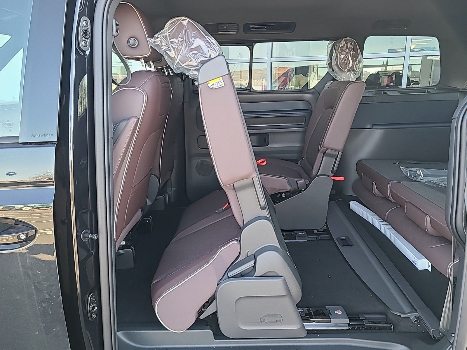 New 2025 Volkswagen ID. Buzz Pro S RWD image 19