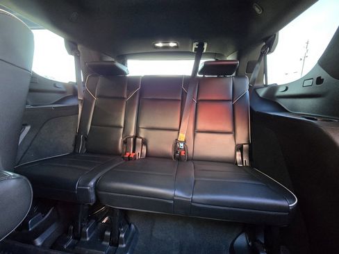 Used 2021 Cadillac Escalade Premium Luxury w/ Driver Assist Tech Package image 17