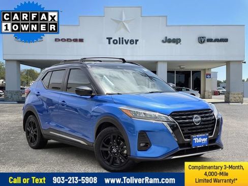 Used 2022 Nissan Kicks SR w/ Premium Package FWD image 1