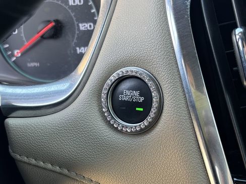 Used 2023 Chevrolet Traverse LS image 13