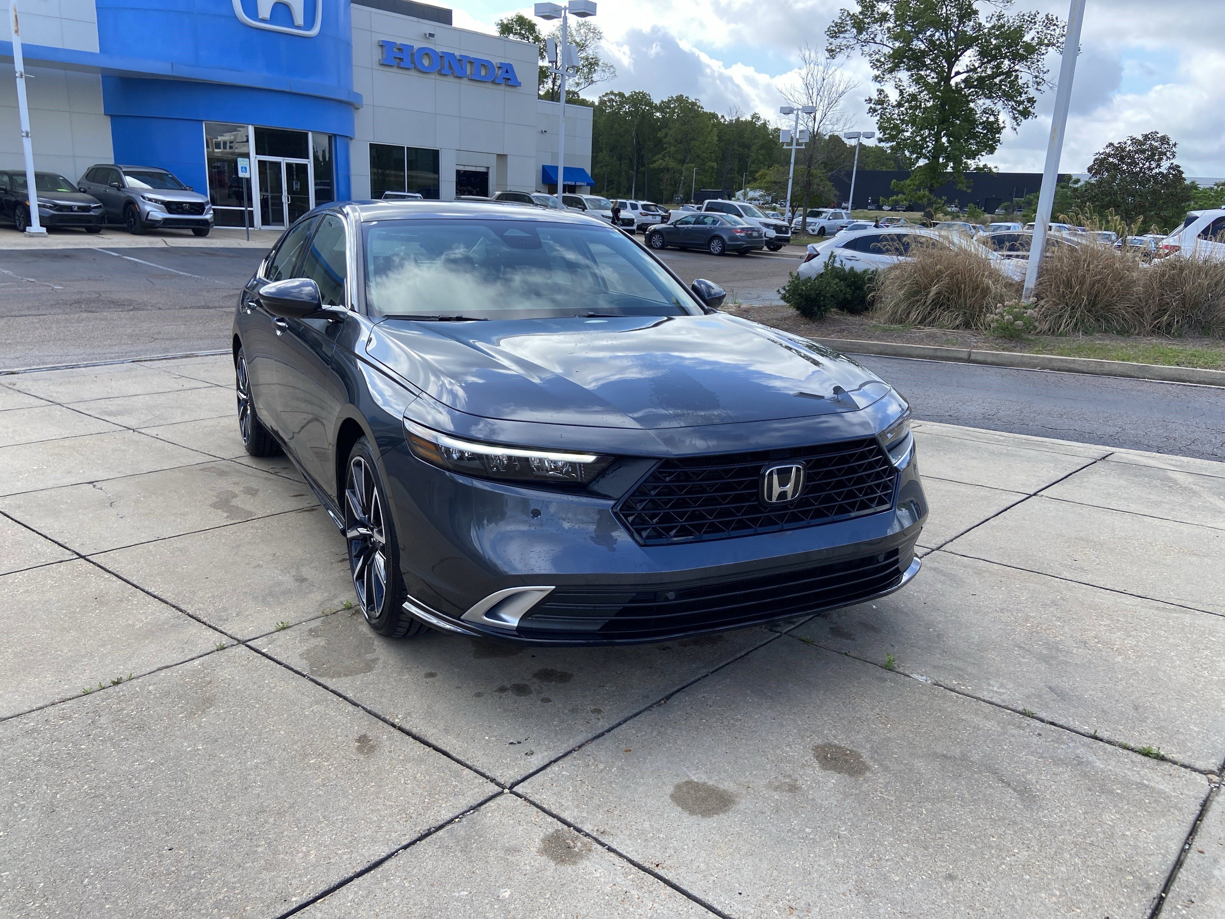 New 2026 Honda Accord Touring image 2