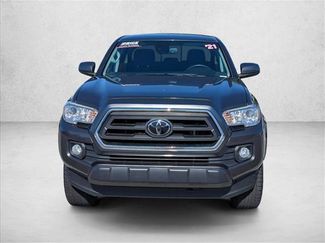Used 2021 Toyota Tacoma SR5 AWD/4WD video 2