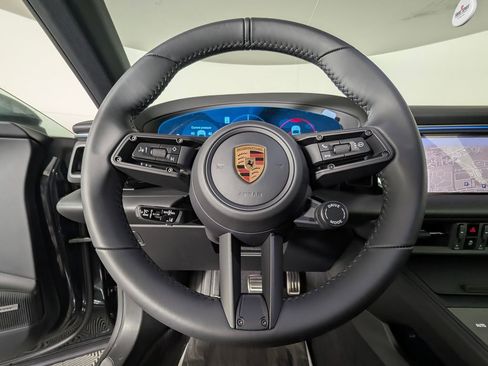 New 2025 Porsche Macan 4S Electric image 37