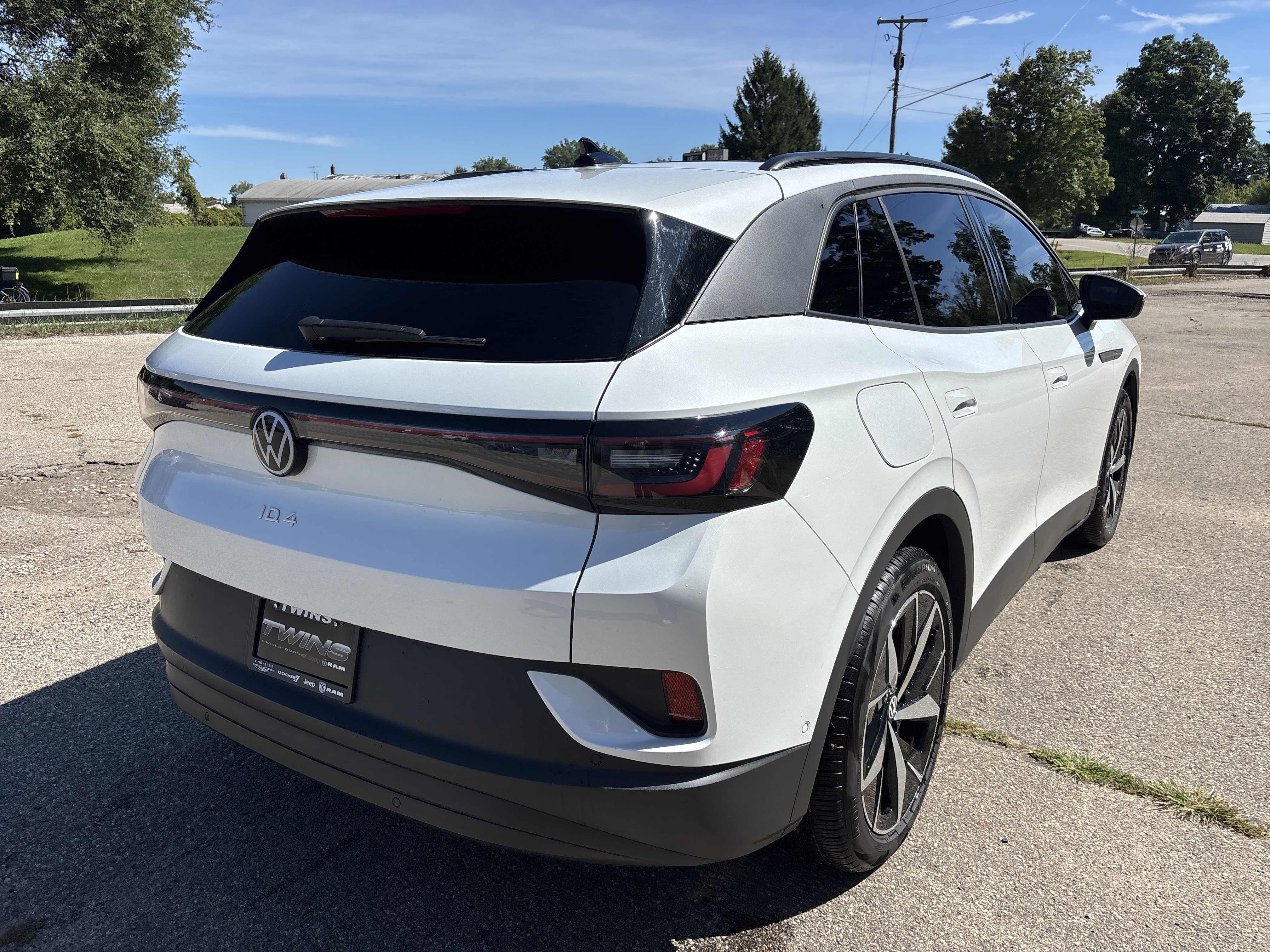 Used 2025 Volkswagen ID.4 Pro S RWD image 3