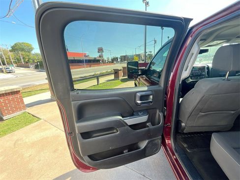 Used 2016 Chevrolet Silverado 2500 LT w/ LT Convenience Package image 30