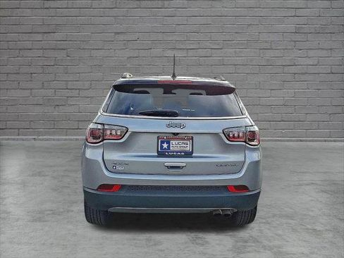 Certified 2022 Jeep Compass Limited w/ Sun and Sound Group AWD/4WD image 13