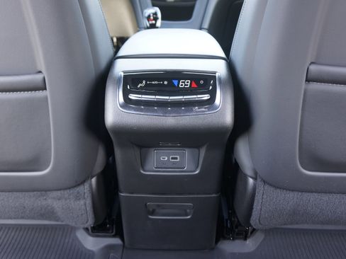 Used 2023 Cadillac XT6 Premium Luxury w/ LPO, Floor Liner Package image 28