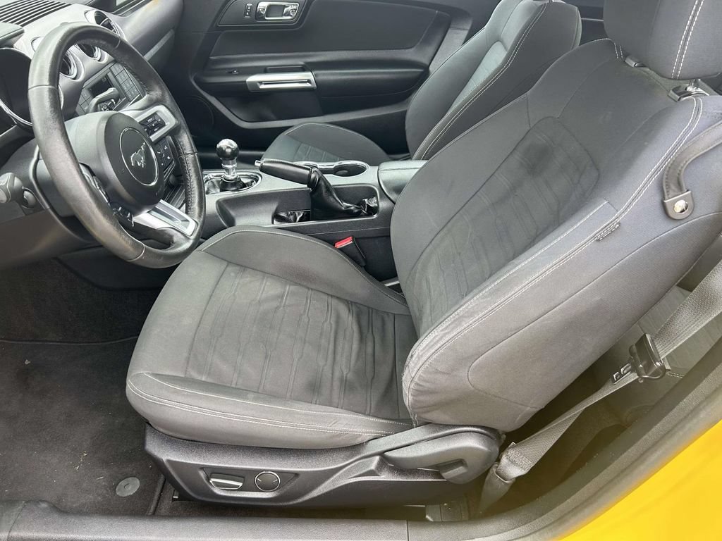 Used 2015 Ford Mustang GT RWD image 19