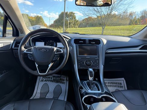 Used 2014 Ford Fusion Titanium image 10