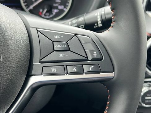 New 2025 Nissan Sentra SR FWD image 18