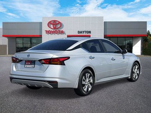 Used 2019 Nissan Altima 2.5 S FWD image 6