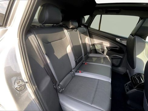 Used 2023 Volkswagen ID.4 Pro S image 26