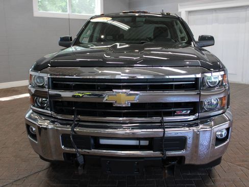 Used 2018 Chevrolet Silverado 2500 LT w/ LT Convenience Package AWD/4WD image 20
