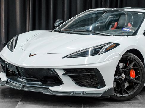 Used 2021 Chevrolet Corvette Stingray Preferred Cpe w/ Z51 Performance Package RWD image 5