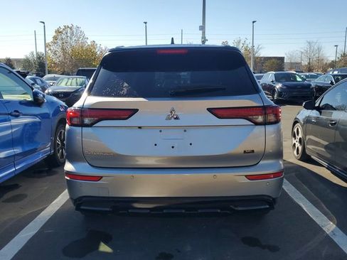 Used 2024 Mitsubishi Outlander SEL image 5