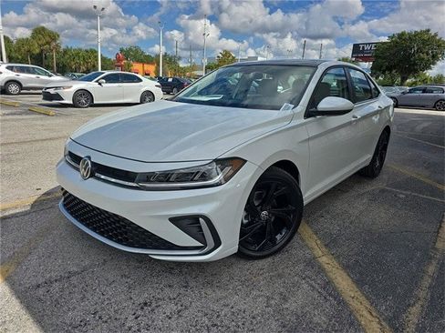 New 2026 Volkswagen Jetta SE image 28