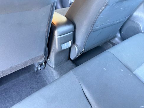 Used 2025 Nissan Versa SV FWD image 22
