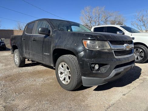 Used 2019 Chevrolet Colorado LT image 2
