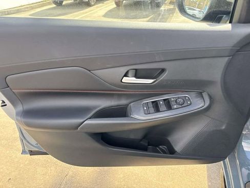 New 2026 Nissan Sentra SR w/ Floor Mat Package FWD image 22