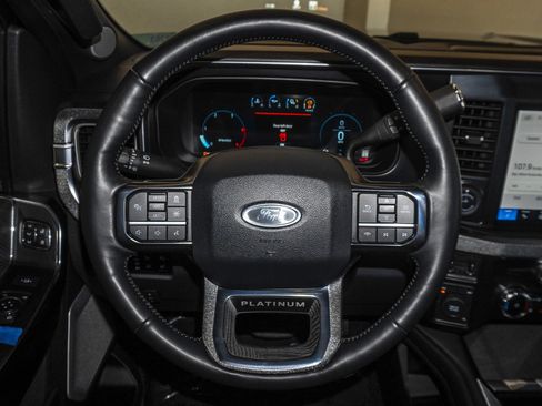 Used 2025 Ford F450 Platinum w/ FX4 Off-Road Package image 27