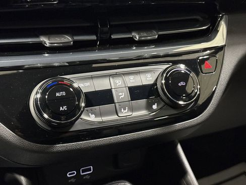 New 2026 Buick Envista Sport Touring w/ Convenience I Package FWD image 15