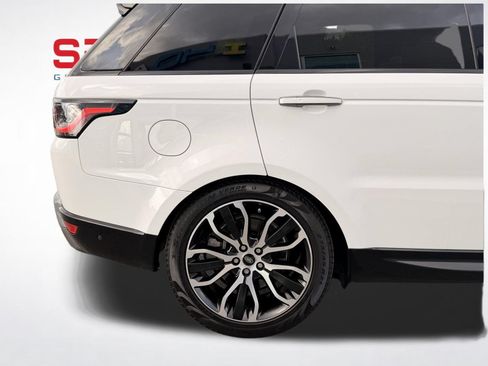 Used 2022 Land Rover Range Rover Sport HSE Silver Edition AWD/4WD image 12