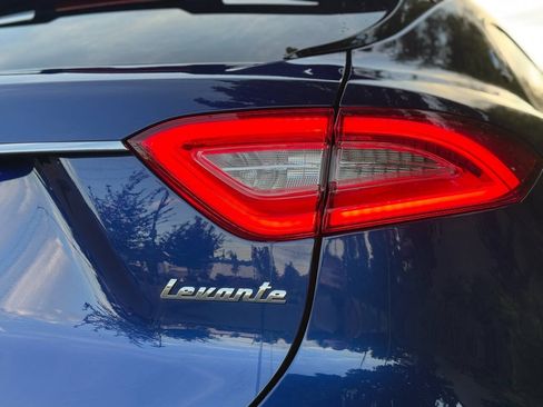 Used 2017 Maserati Levante S AWD/4WD image 53