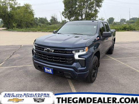 Used 2022 Chevrolet Silverado 1500 RST AWD/4WD image 1