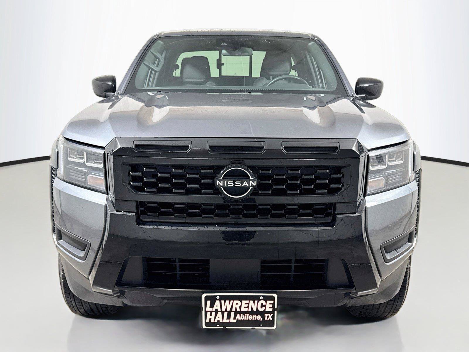 Used 2026 Nissan Frontier SV RWD image 2