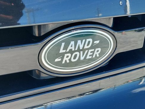 Used 2023 Land Rover Defender 110 X-Dynamic SE AWD/4WD image 10