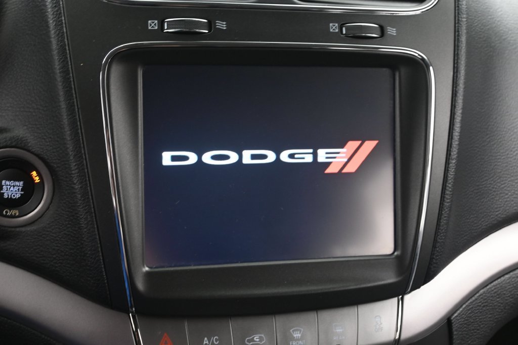 Used 2019 Dodge Journey Crossroad w/ Mopar All Weather Group FWD image 29