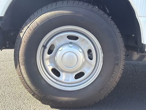 New 2023 Ford F250 XL RWD image 9