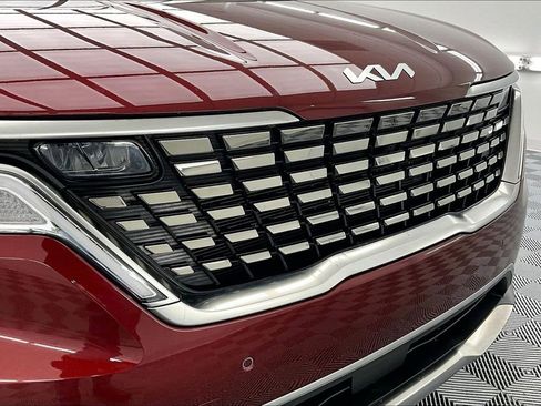 Used 2024 Kia Carnival SX image 29