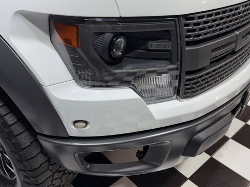 Used 2014 Ford F150 Raptor w/ Equipment Group 801A Luxury image 23