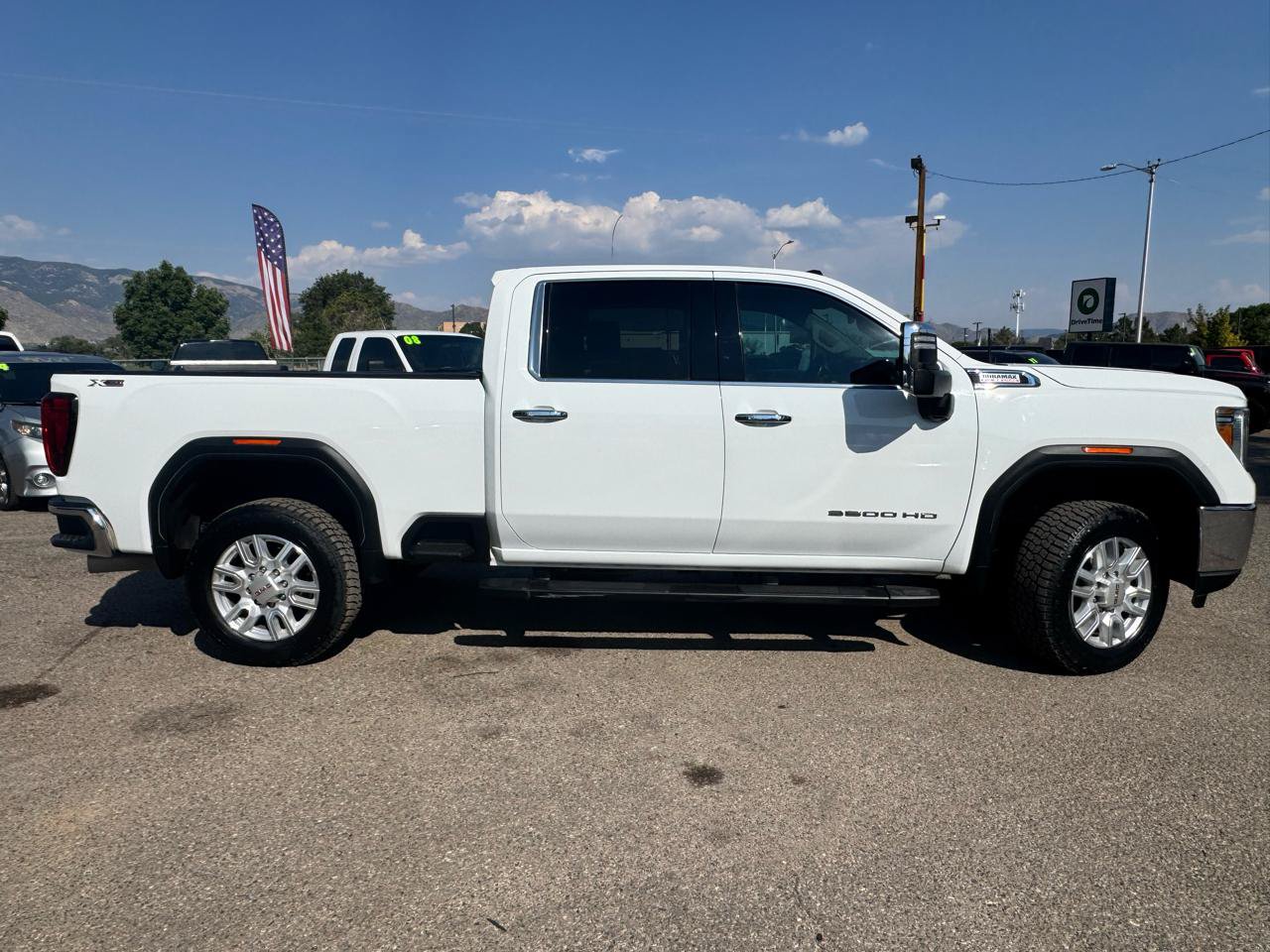 Used 2021 GMC Sierra 3500 SLT w/ SLT Convenience Package AWD/4WD image 8