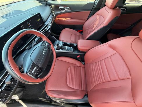 Certified 2026 Kia Sportage SX FWD image 16