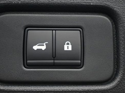 New 2026 Nissan Pathfinder SL w/ SL Premium Package FWD image 25