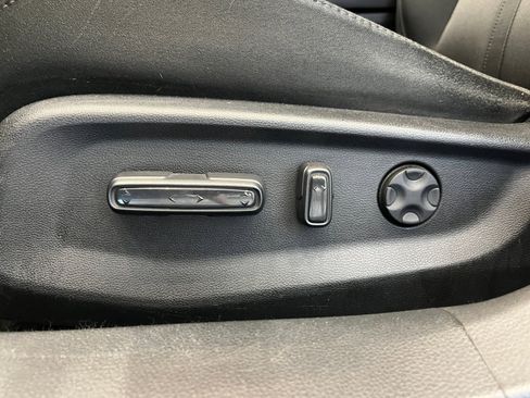 Used 2018 Honda Accord EX image 31